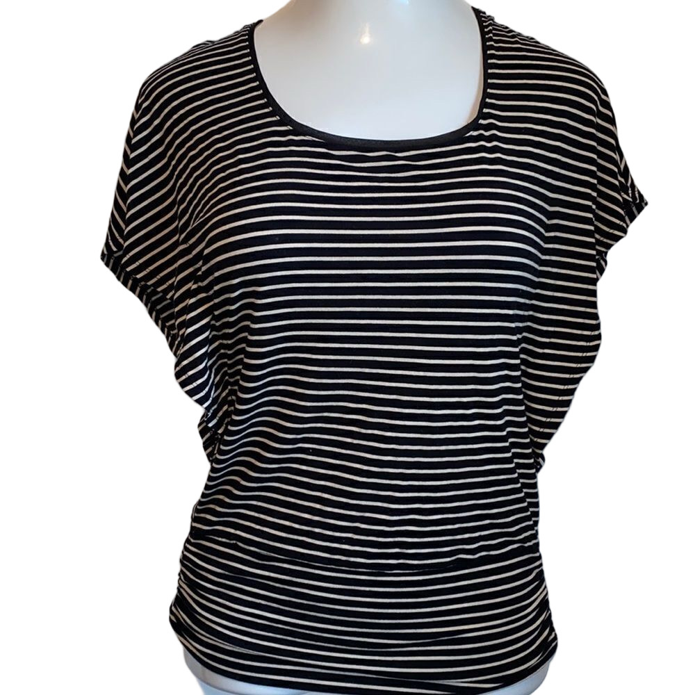 White House Black Market top